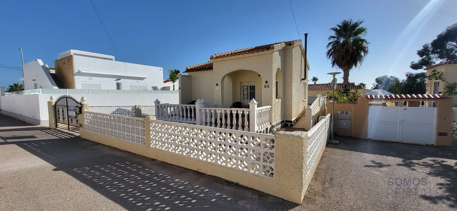 Villa Belgrado, Urb La Marina — foto 32