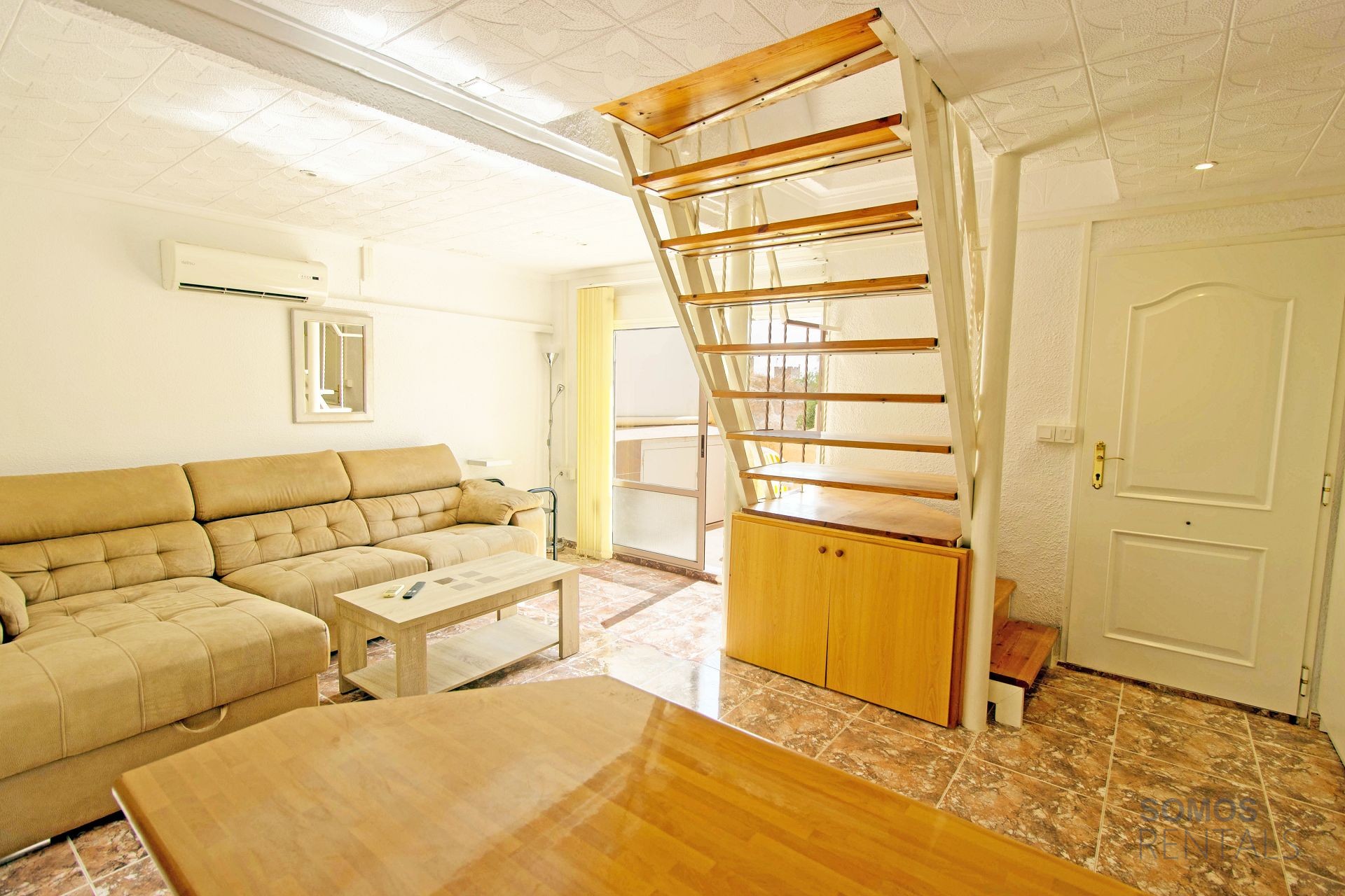 Casa Nalon, Urb La Marina — photographie 18