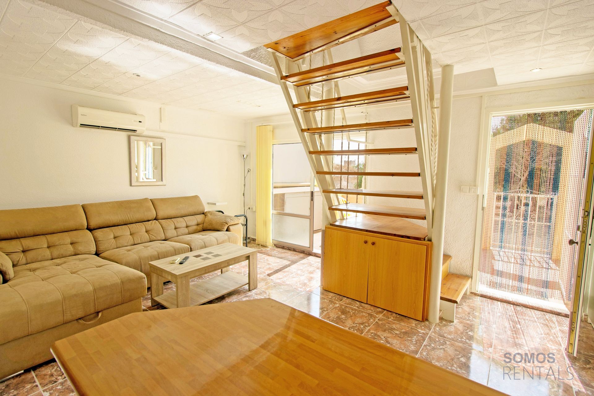 Casa Nalon, Urb La Marina — photographie 10