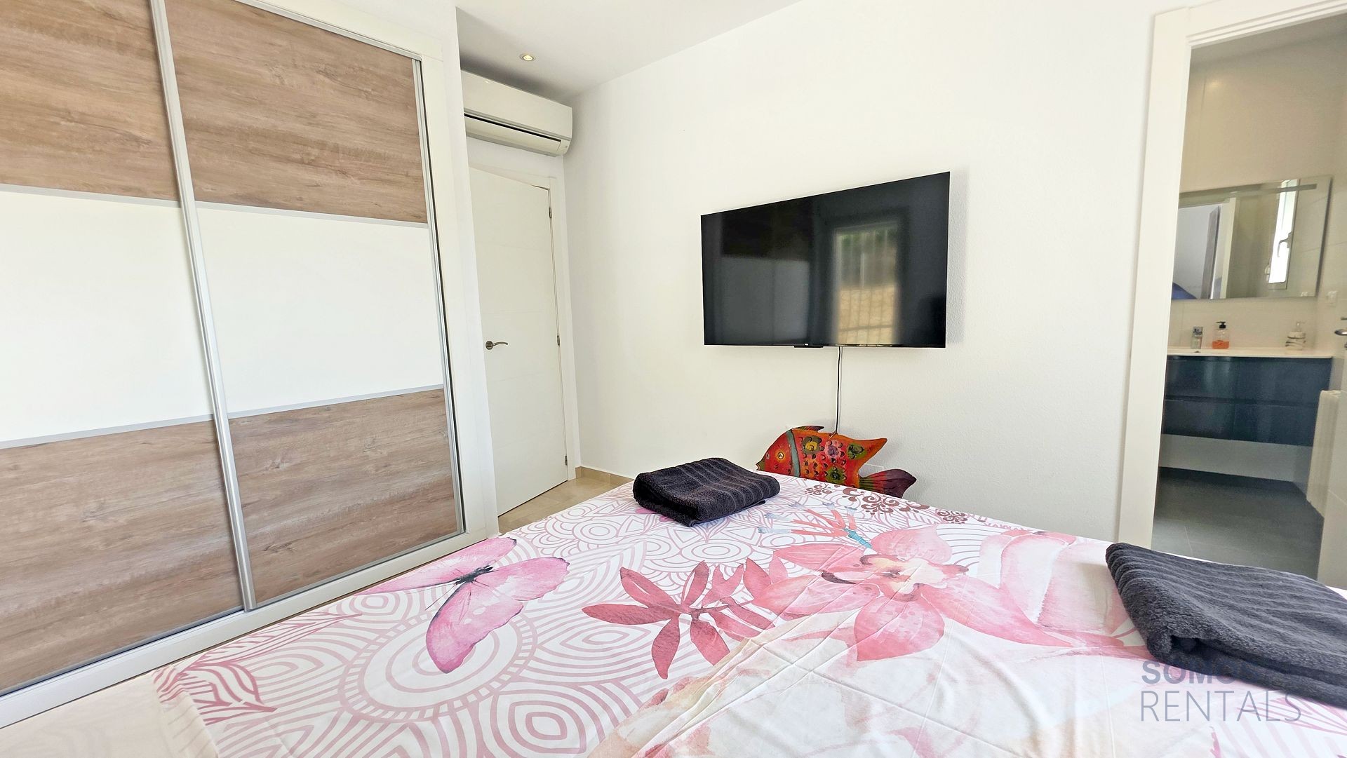 Villa Petra, Urb La Marina — fotografía 32