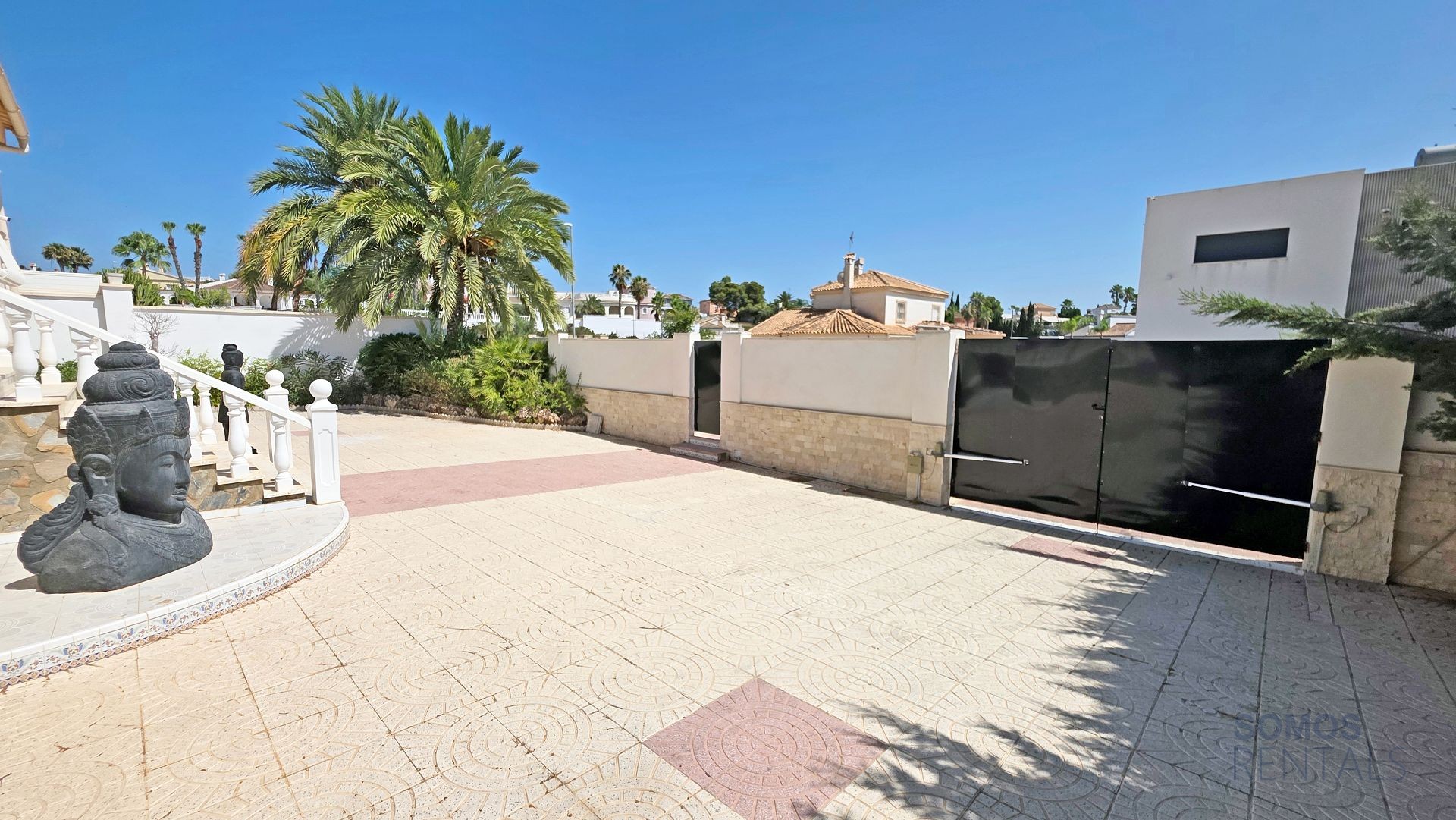 Villa Petra, Urb La Marina — fotografía 6