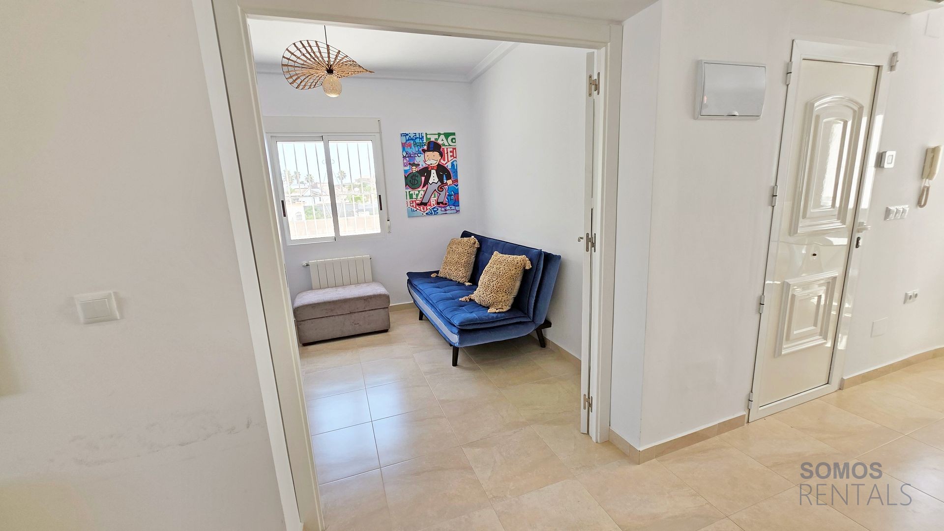 Villa Petra, Urb La Marina — fotografía 27