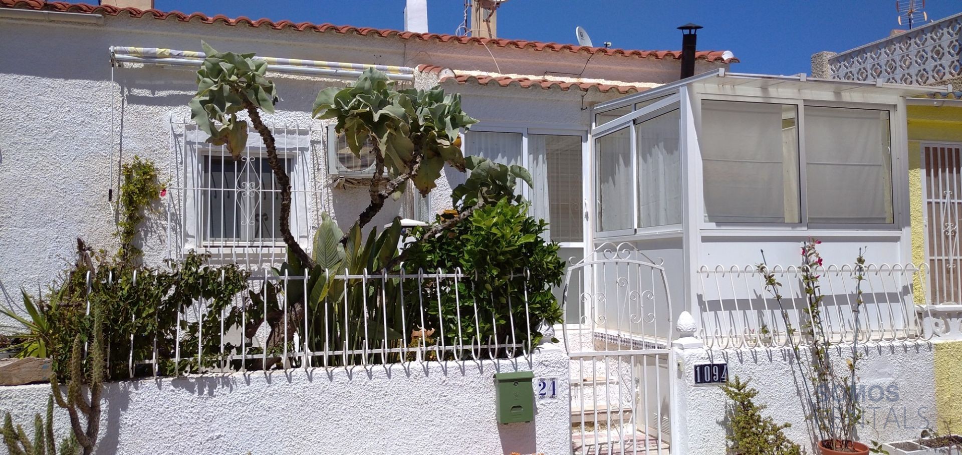 Casa Nervion - Urb La Marina photograph 1